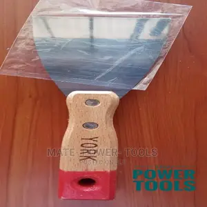 Heavy Duty Wood Handle Scraper 3"