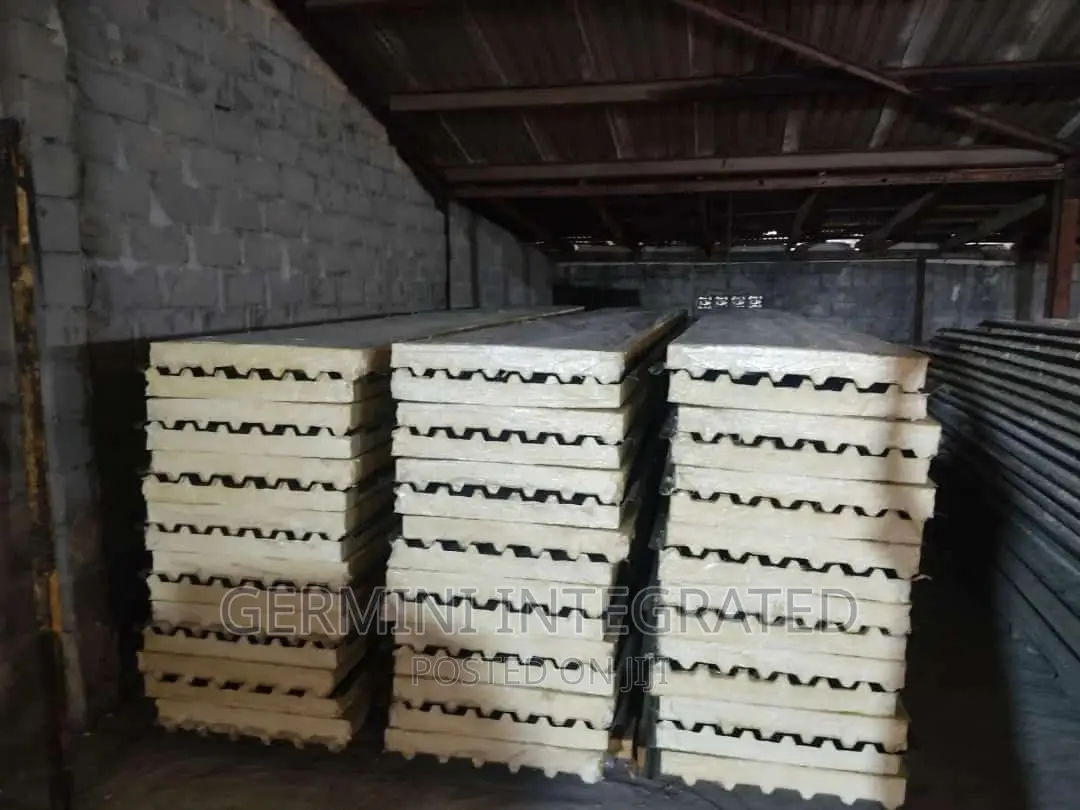 Polyurethane/Polystyrene Insulated Roof Panels