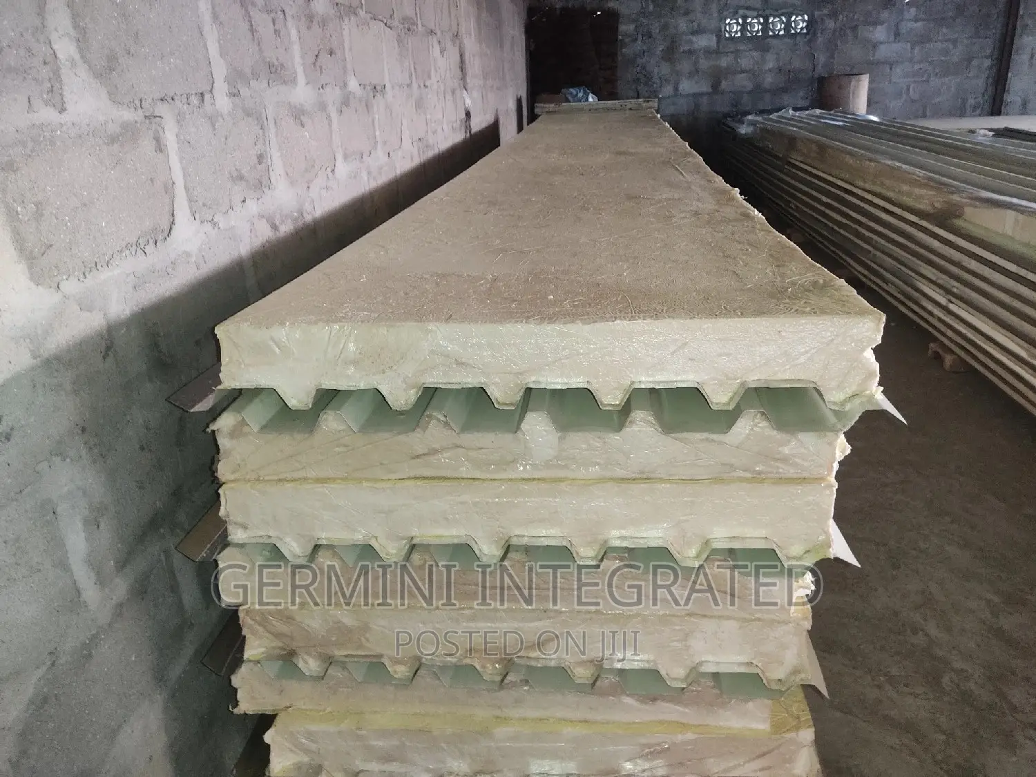 Polyurethane/Polystyrene Insulated Roof Panels