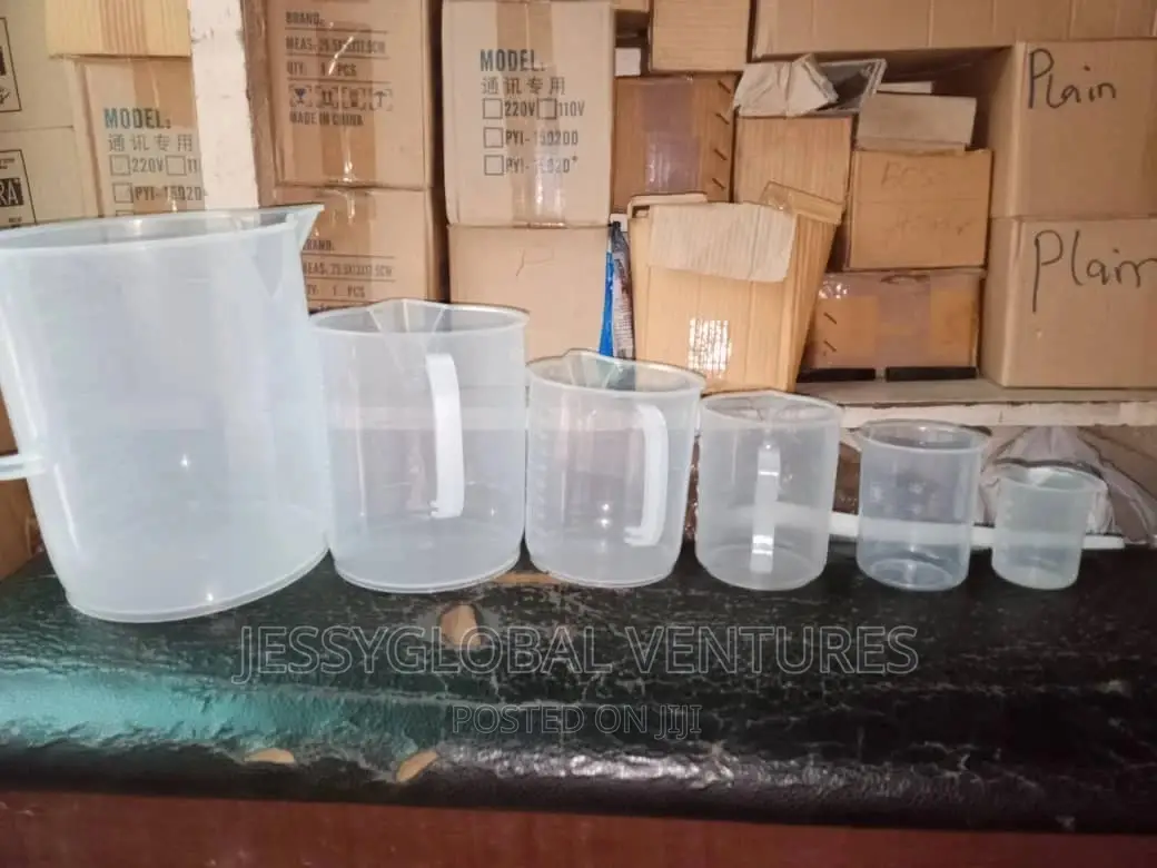Plastic Beakers Verious Type