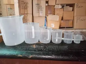 Plastic Beakers Verious Type