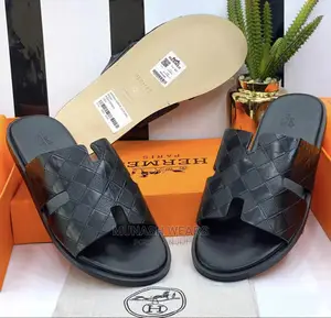 Photo - Hermes Leather Slipers