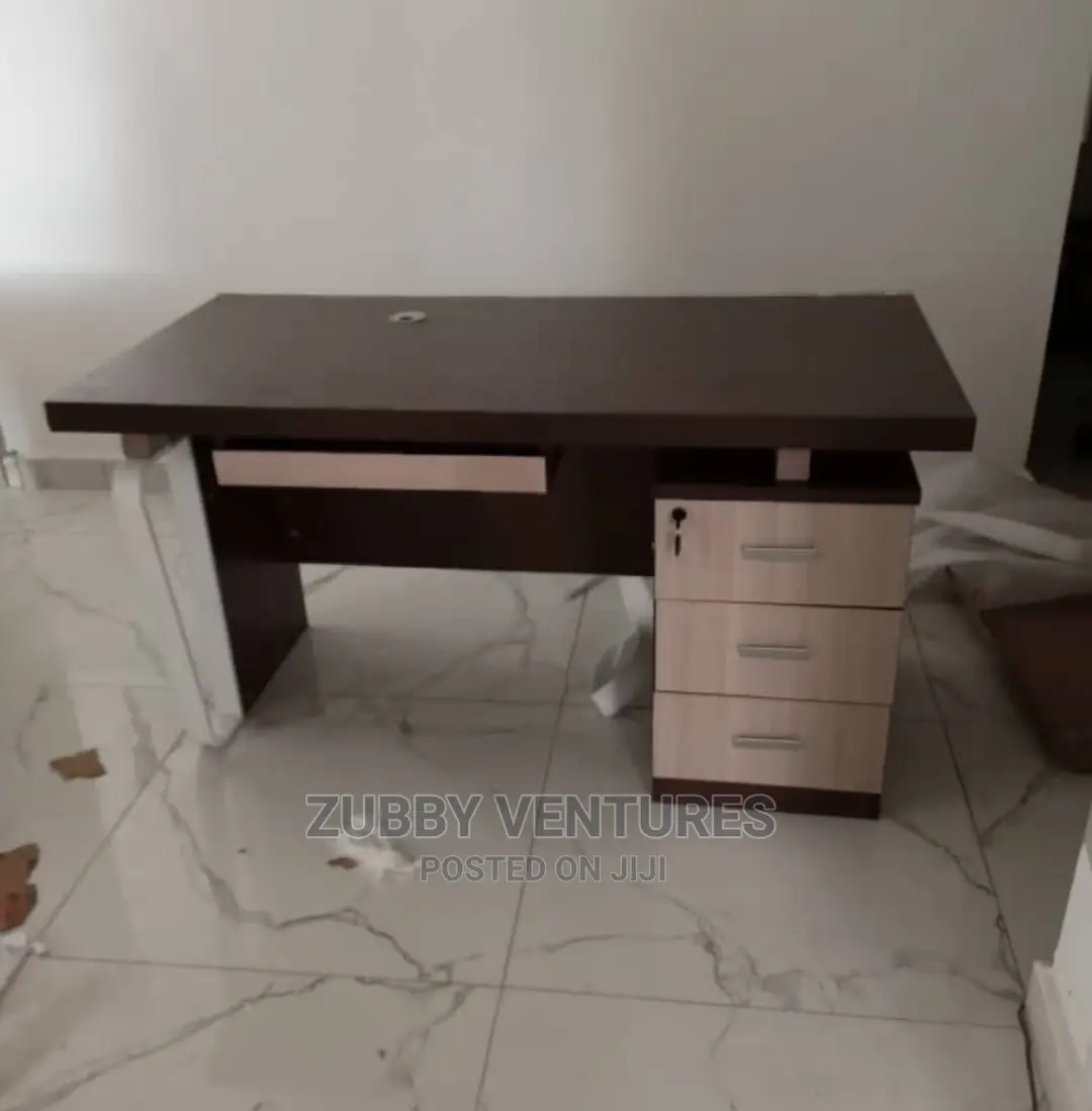 Brand New Imported Office Table Standard Quality