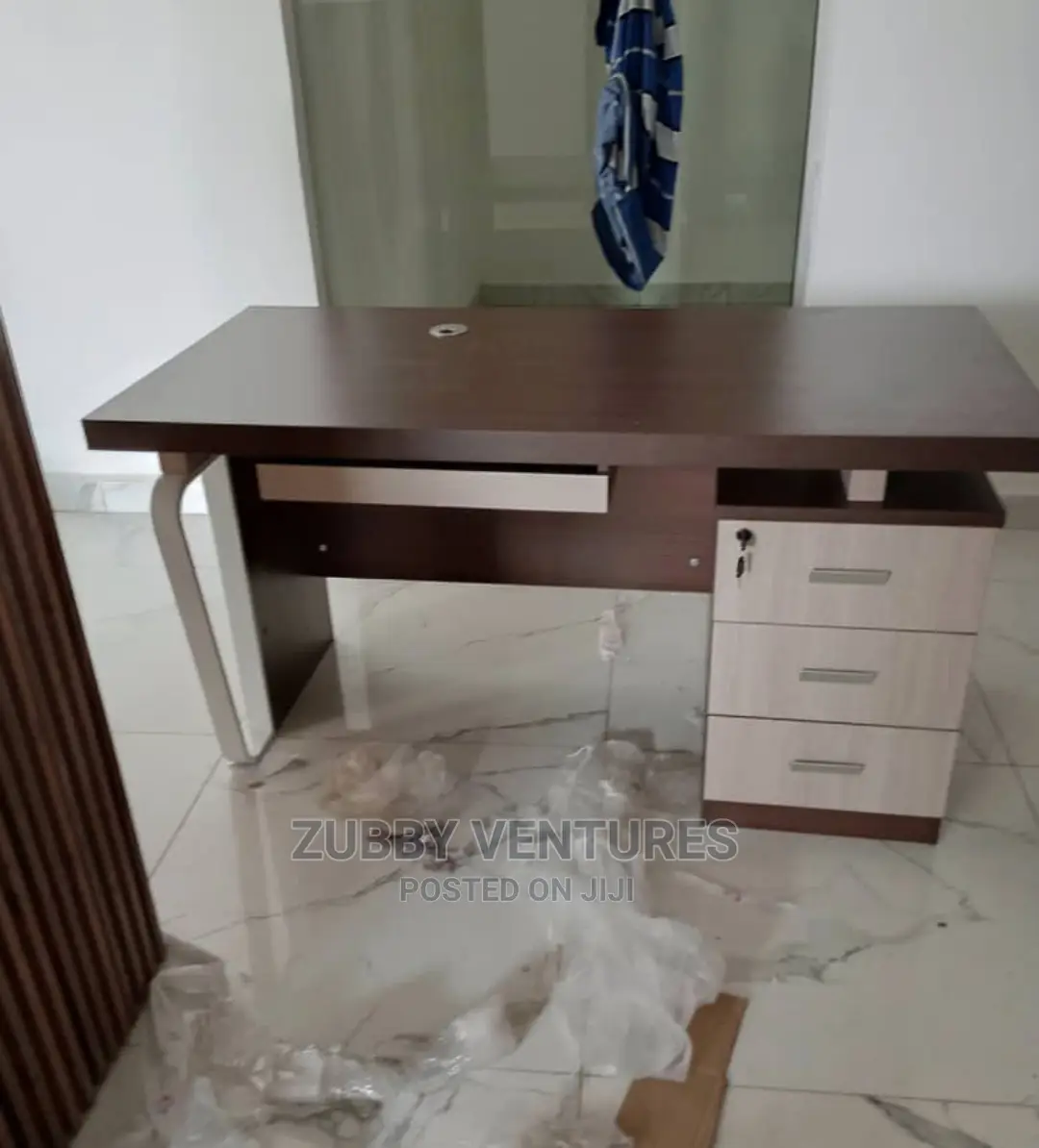Brand New Imported Office Table Standard Quality