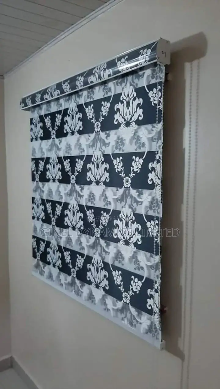 High Quality Window Blind (Free Delivery)