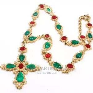 LÚXURY Choker Cross
