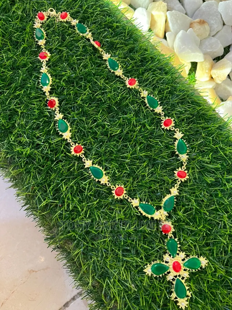 LÚXURY Choker Cross
