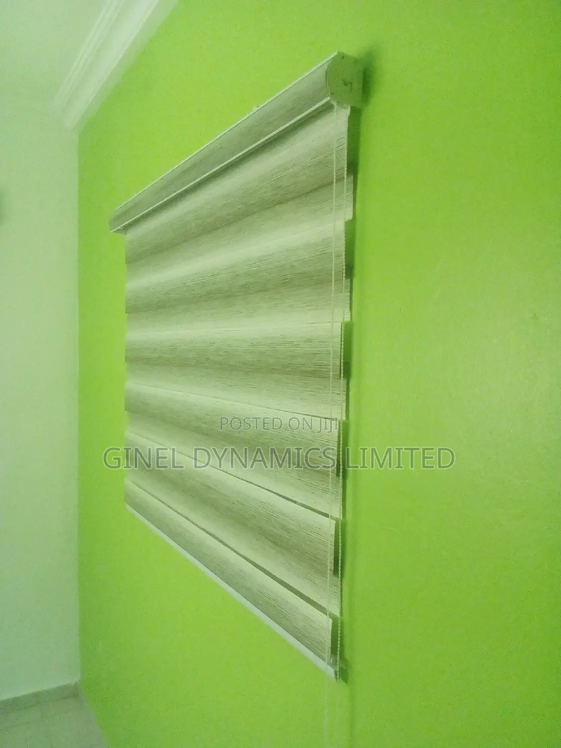 High Quality Window Blind (Free Delivery)