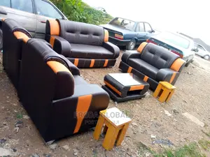 Quality Leather Couch.: 7 Seaters Sofa Chairs, Table. Pbll07