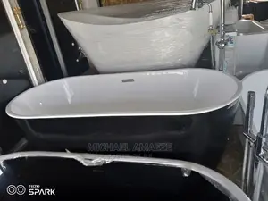 White and Black Bathtub