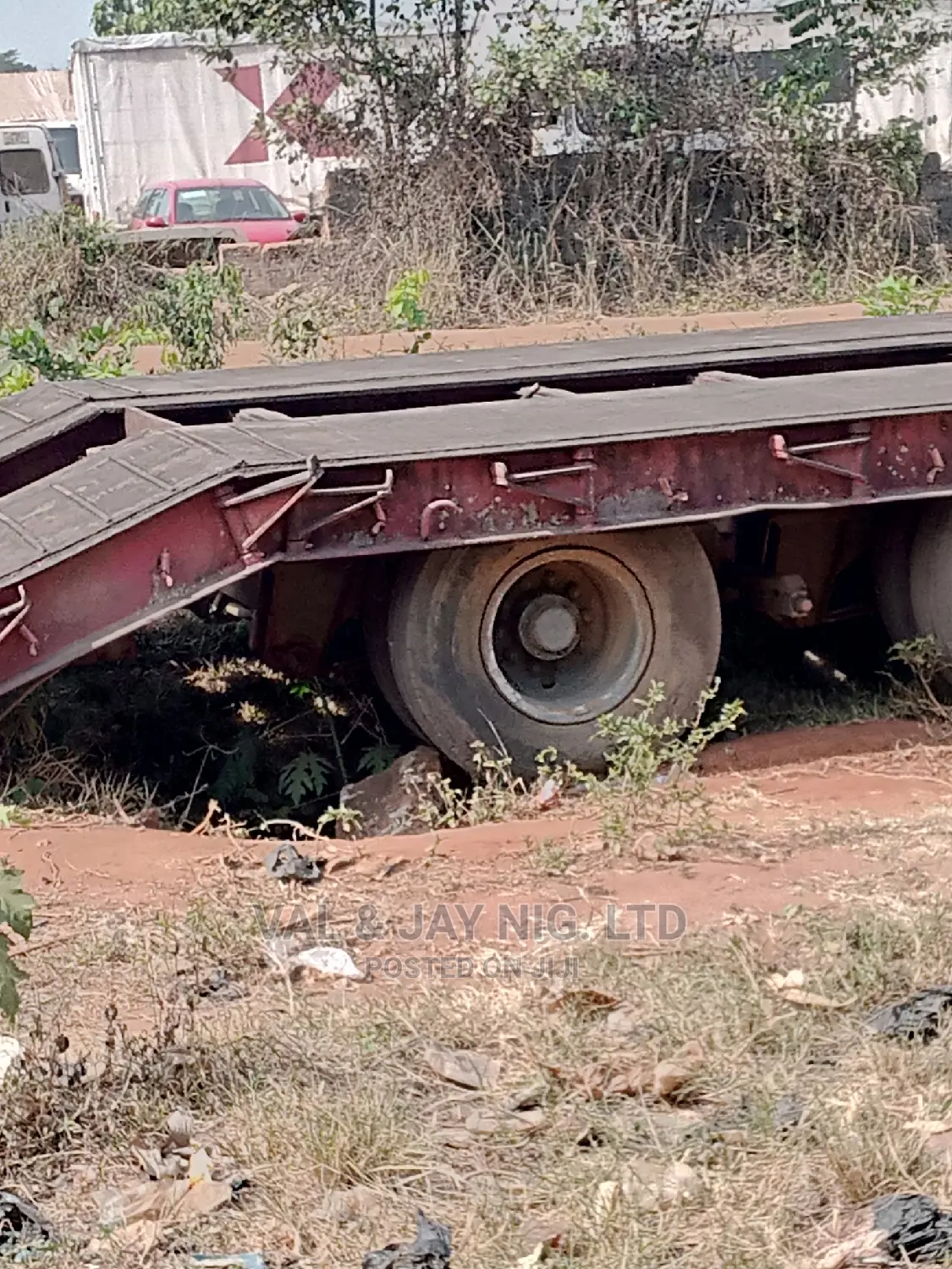 100 Tons Triple Axle 40 Ft Lowbed Back Only