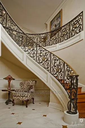 Curly Cumbi Wrought-Iron Rail