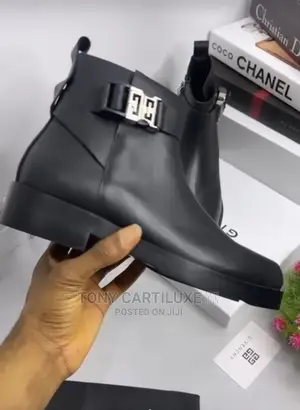Givenchy Lúxury Boot