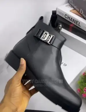 Givenchy Lúxury Boot