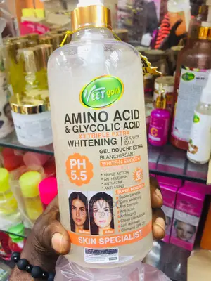 Photo - Amino Acid Glycolic Acid Shower Gel