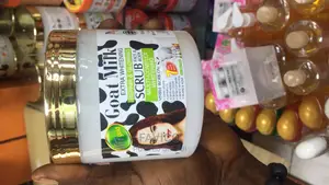 Goat Milk Extra Whitening Scrub