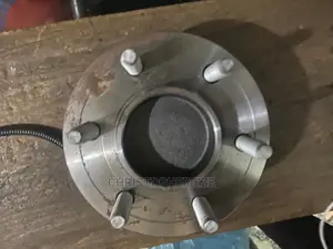 Ford F150 Front Hub 2WD 2009 2010 2011 2012 2013 2014