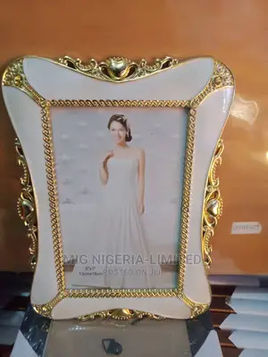 Table Top Photos Frame Gold "5x7"