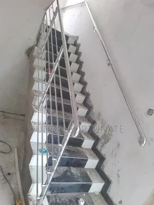 Stainless Hand Rail With Big Legs