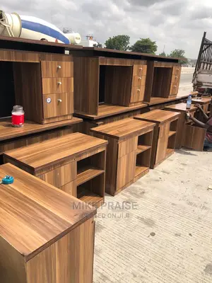 A Quality Office Tables