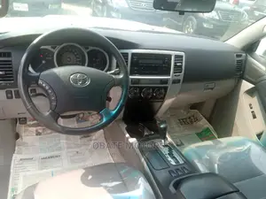 Toyota 4-Runner Limited 2004 Silver
