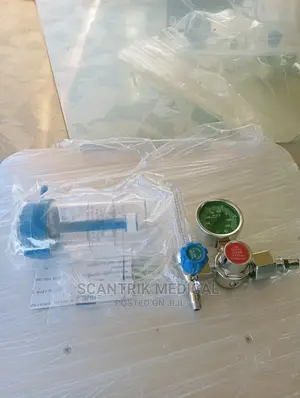Oxygen Flow Meter With Regulator