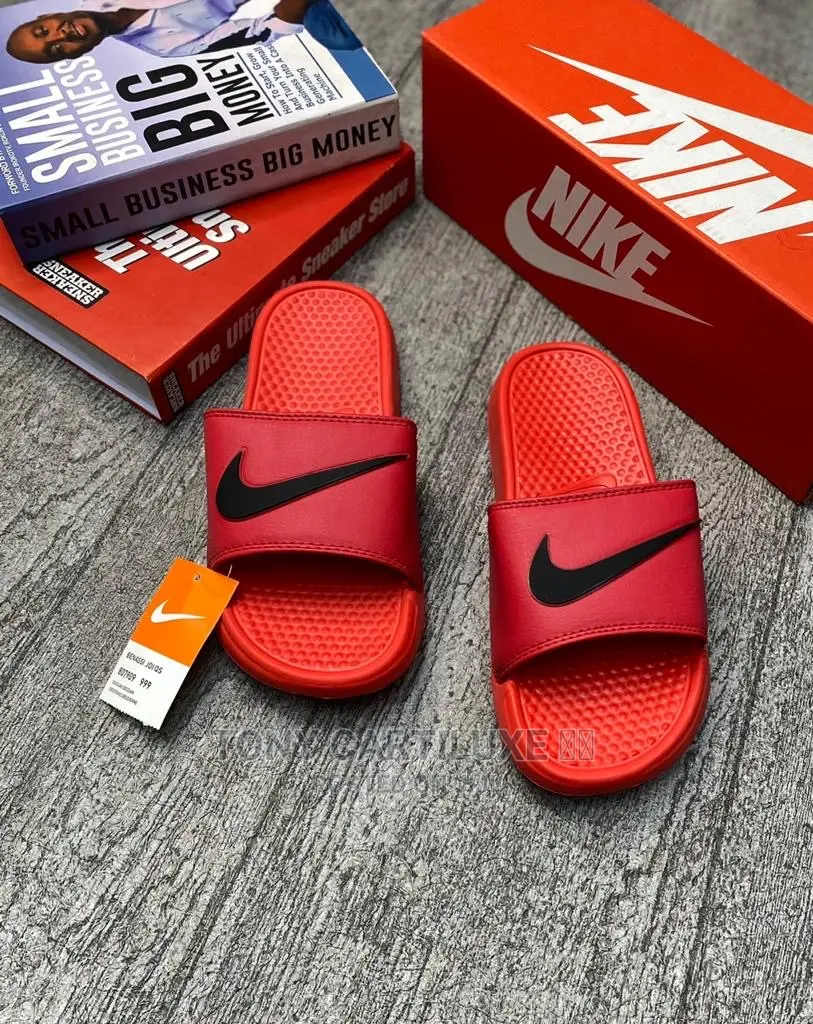 Nike High Quality Slides