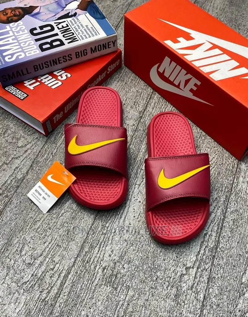 Nike High Quality Slides
