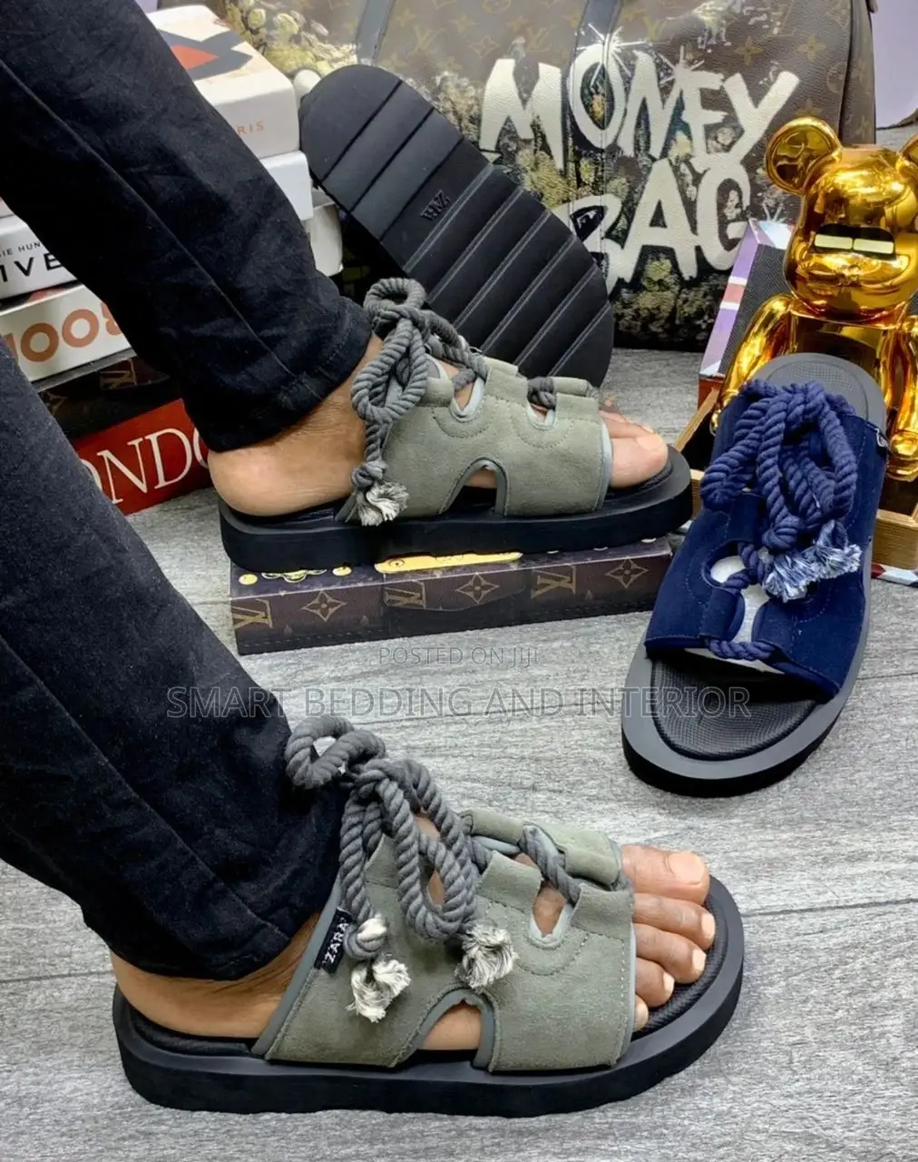 Zara Slide