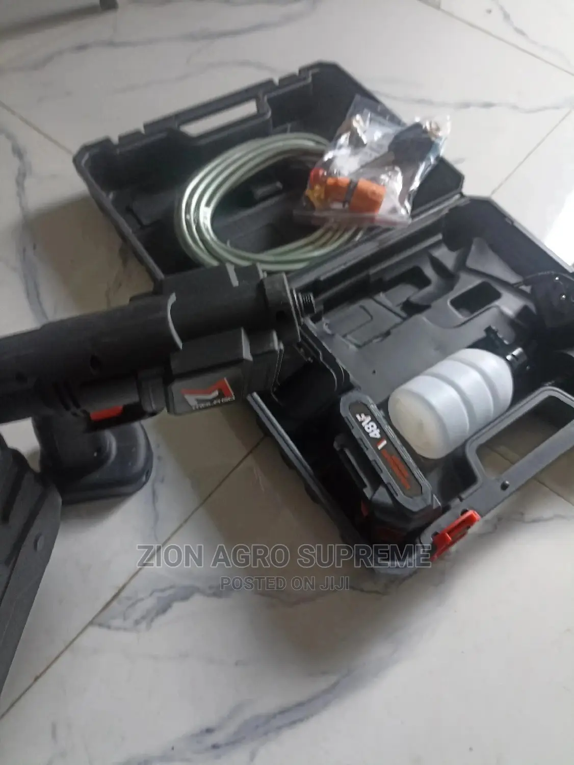 Rechargeable Wetting Gun.