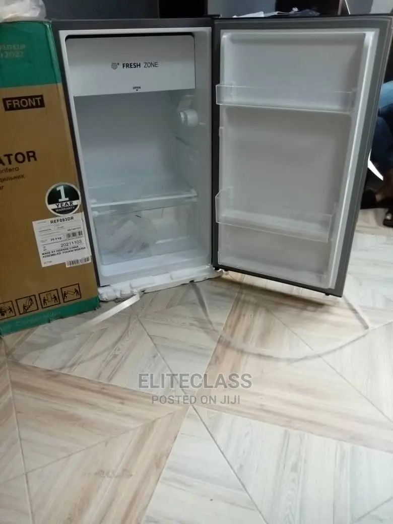 Hisense 90L Single Door Refrigerator Ref093dr