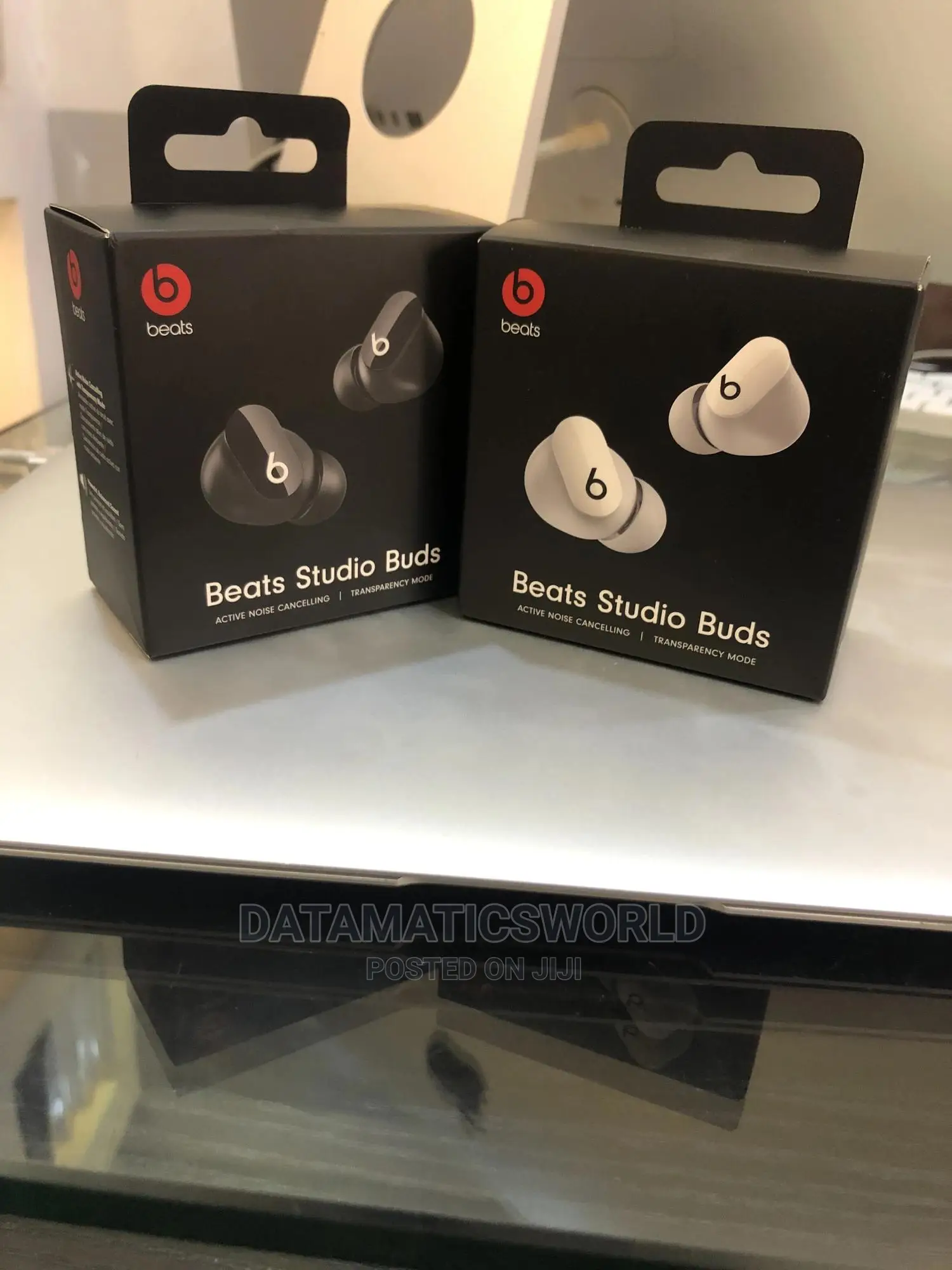 Beats Studio Buds