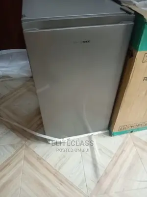 Hisense Fast Cooling Powerful Top Freezer Refrigerator-093dr
