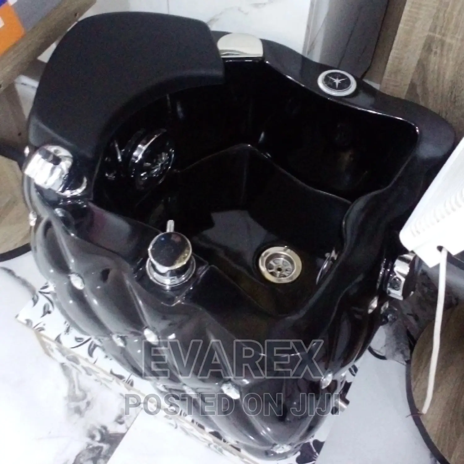 Quality Black Pedicure Bowl Kit