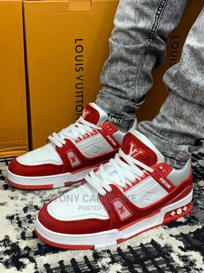 Louis Vuitton Trainer Sneaker*
