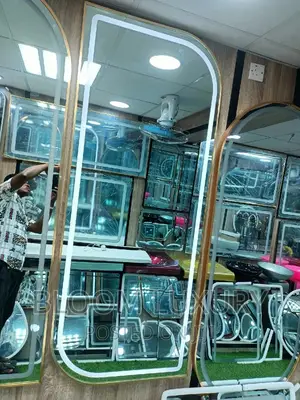 Salon Bluetooth Speaker LED Mirrors