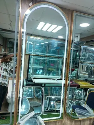 Salon Bluetooth Speaker LED Mirrors