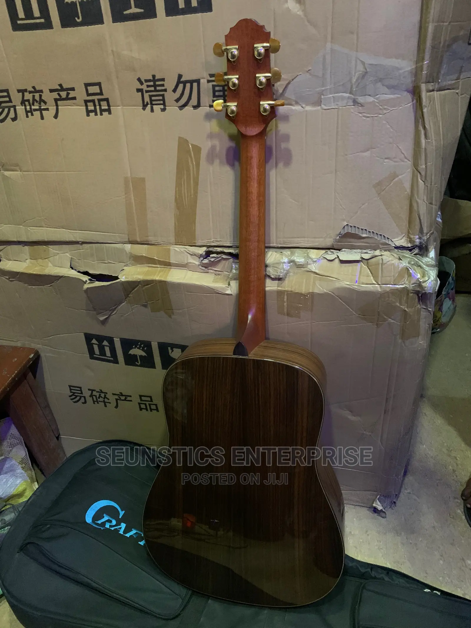 Quality Crafter DX 10 SR Premium Acoustic Guitar