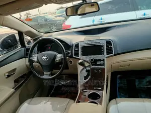Toyota Venza V6 AWD 2011 Black