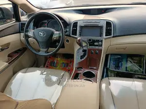 Toyota Venza V6 AWD 2011 Brown