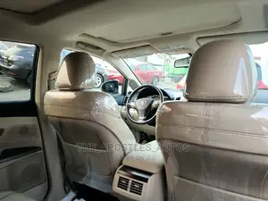 Toyota Venza V6 AWD 2011 Gray