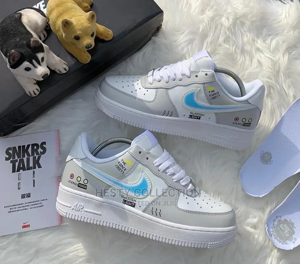 Unisex Sneakers