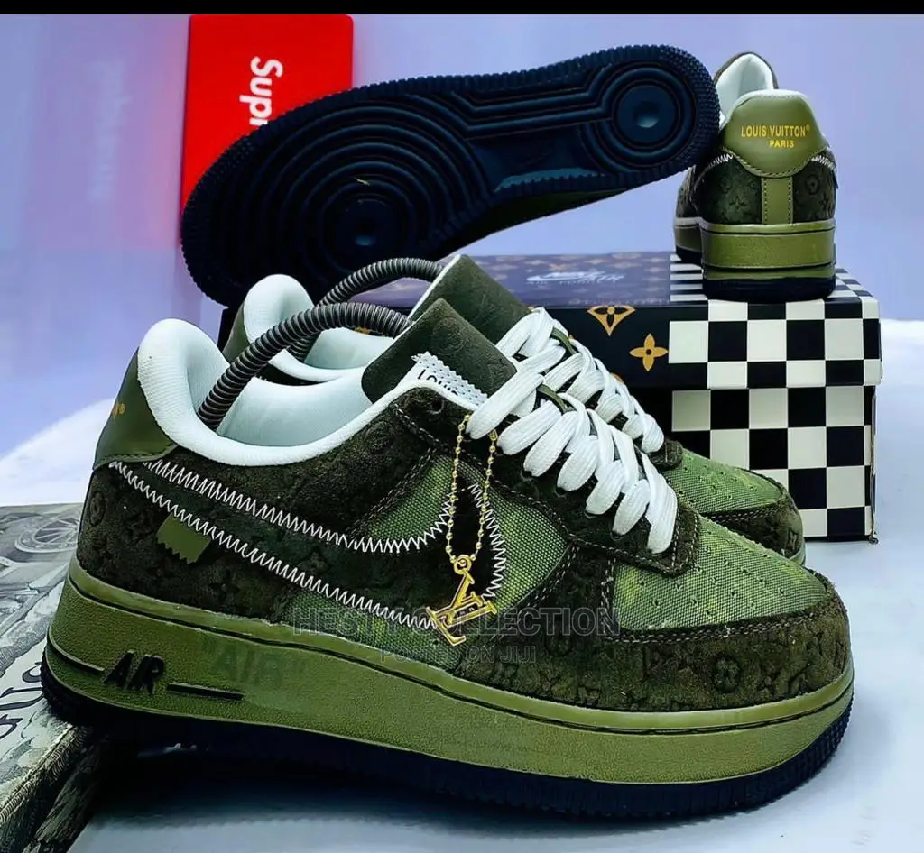 Unisex Sneakers