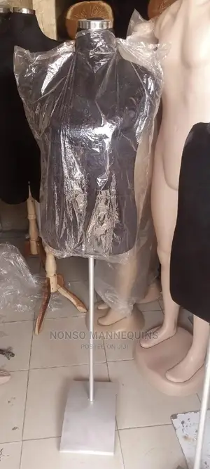 Female Size 10 Dressform With Adjustable Height
