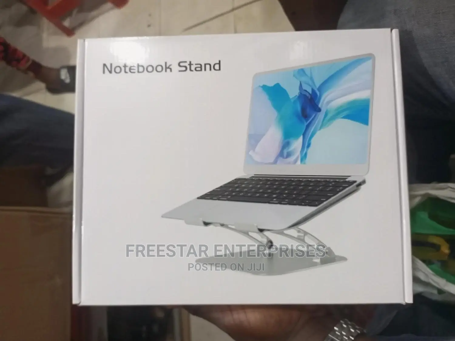 LAPTOP STAND. Adjustable Laptop Stand.