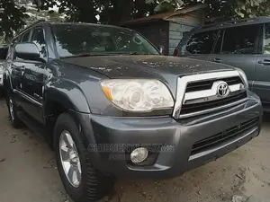 Toyota 4-Runner Limited 4x4 V6 2009 Gray