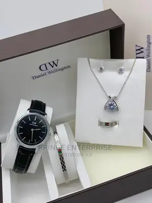 Daniel Wellington Leather
