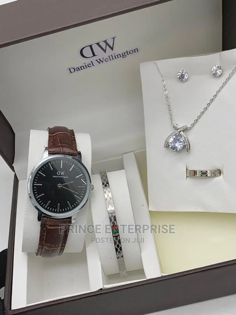 Daniel Wellington Leather