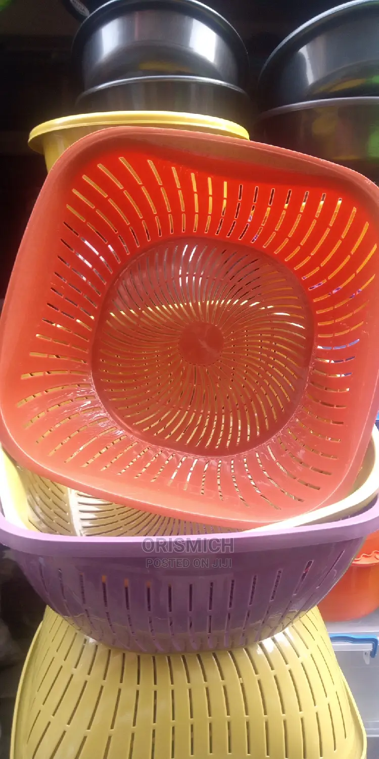 12pcs Plastic Sieve