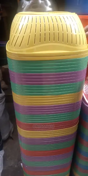 12pcs Plastic Sieve